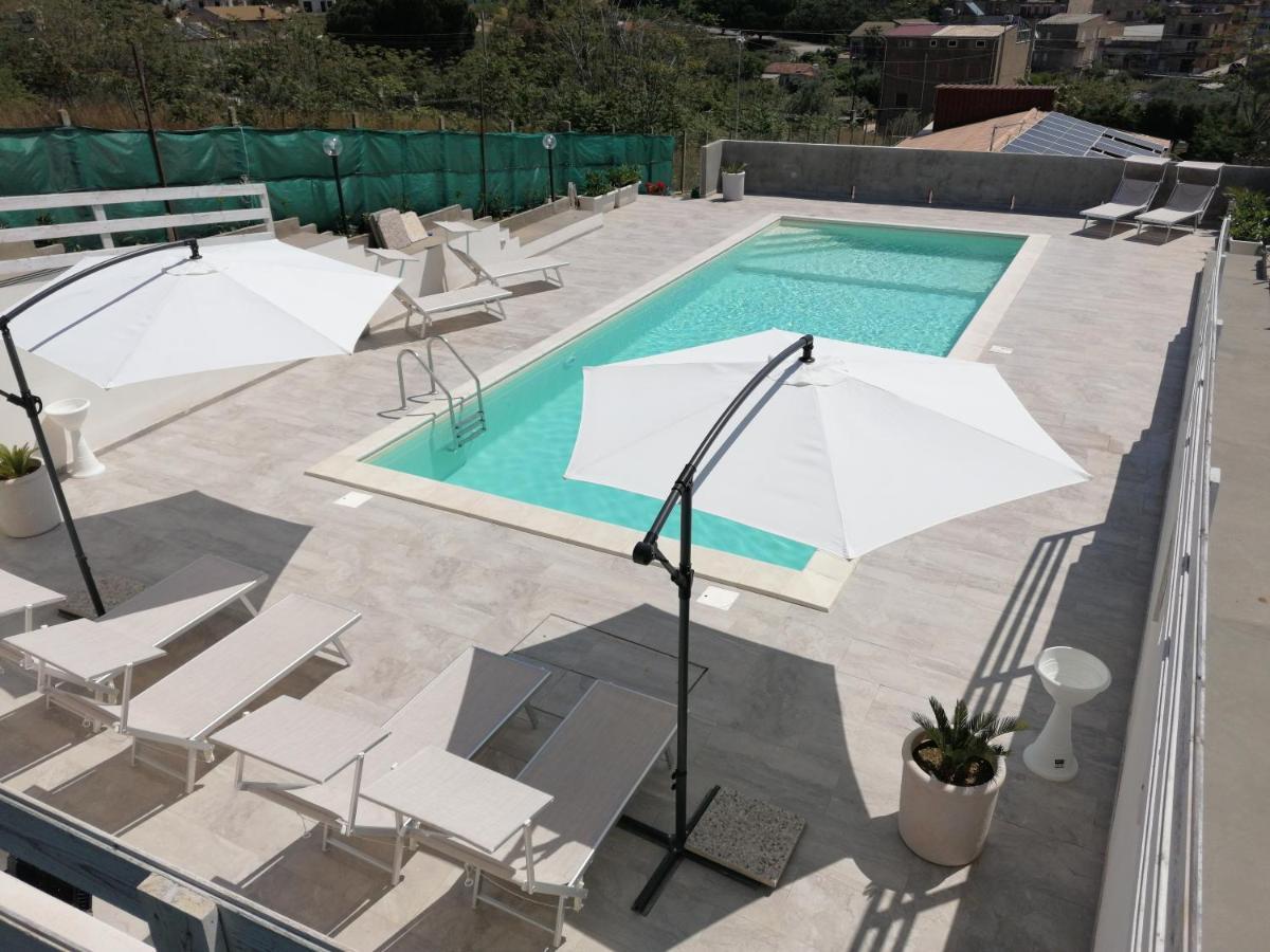 Casa Vacanze Rosa Camastra Exterior foto